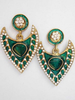 stud-earrings-3358ER22370